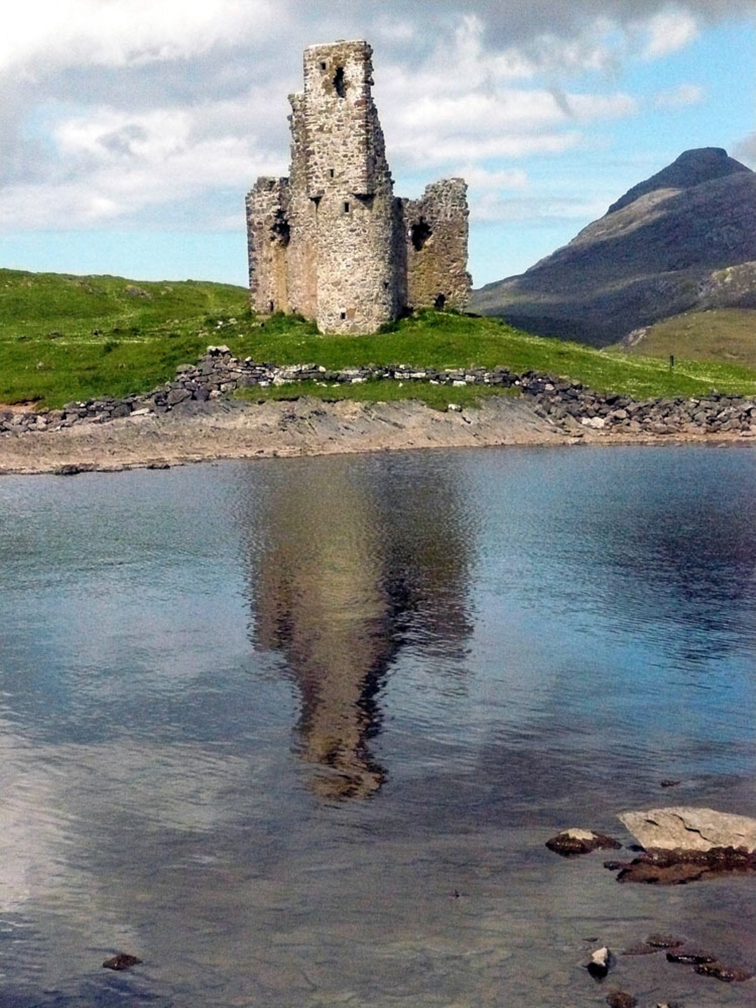 Ardvreck Castle