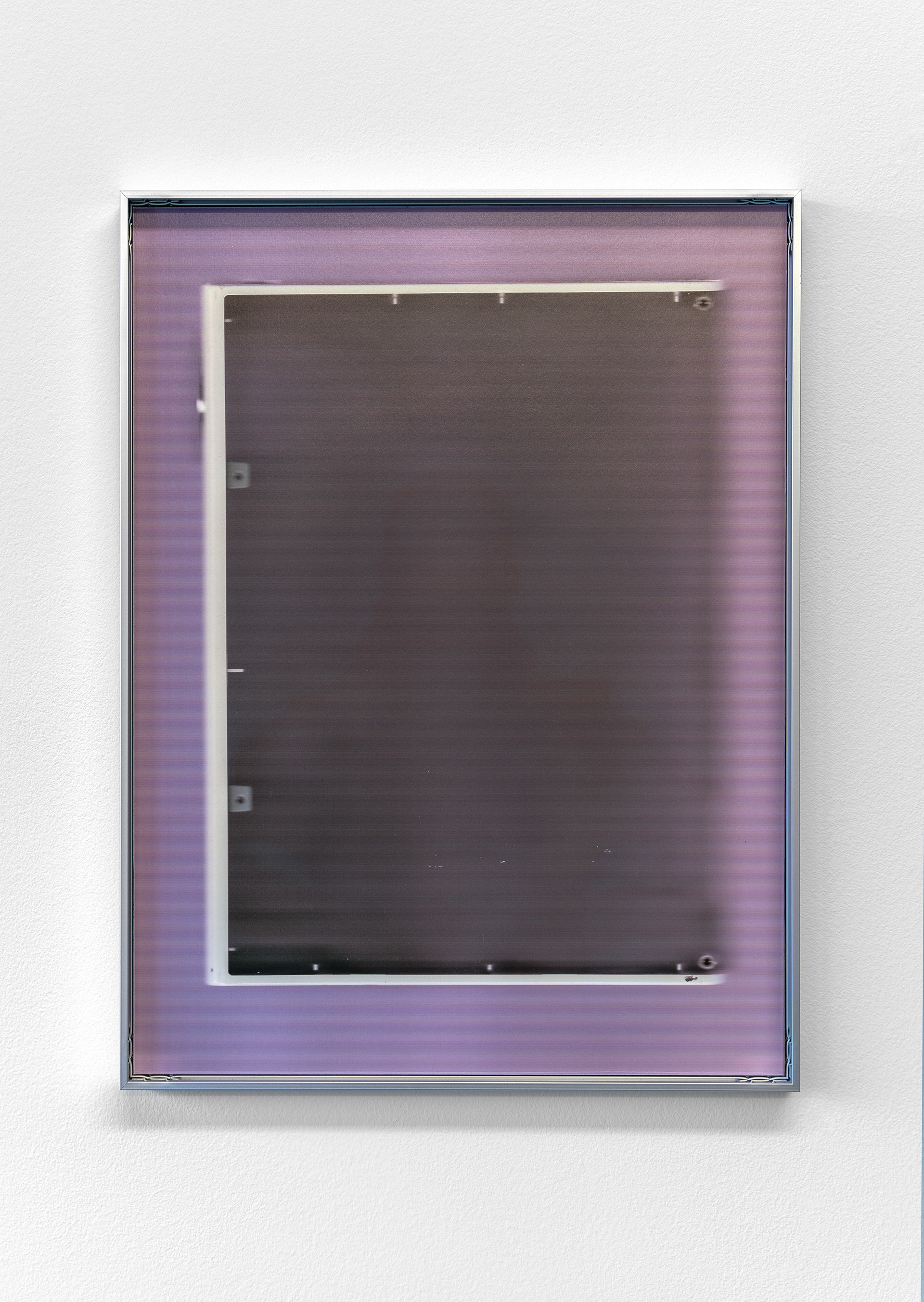 HF60LS (Rückseite), 2023, pigment print on baryta paper, aluminium frame, glass, tape
