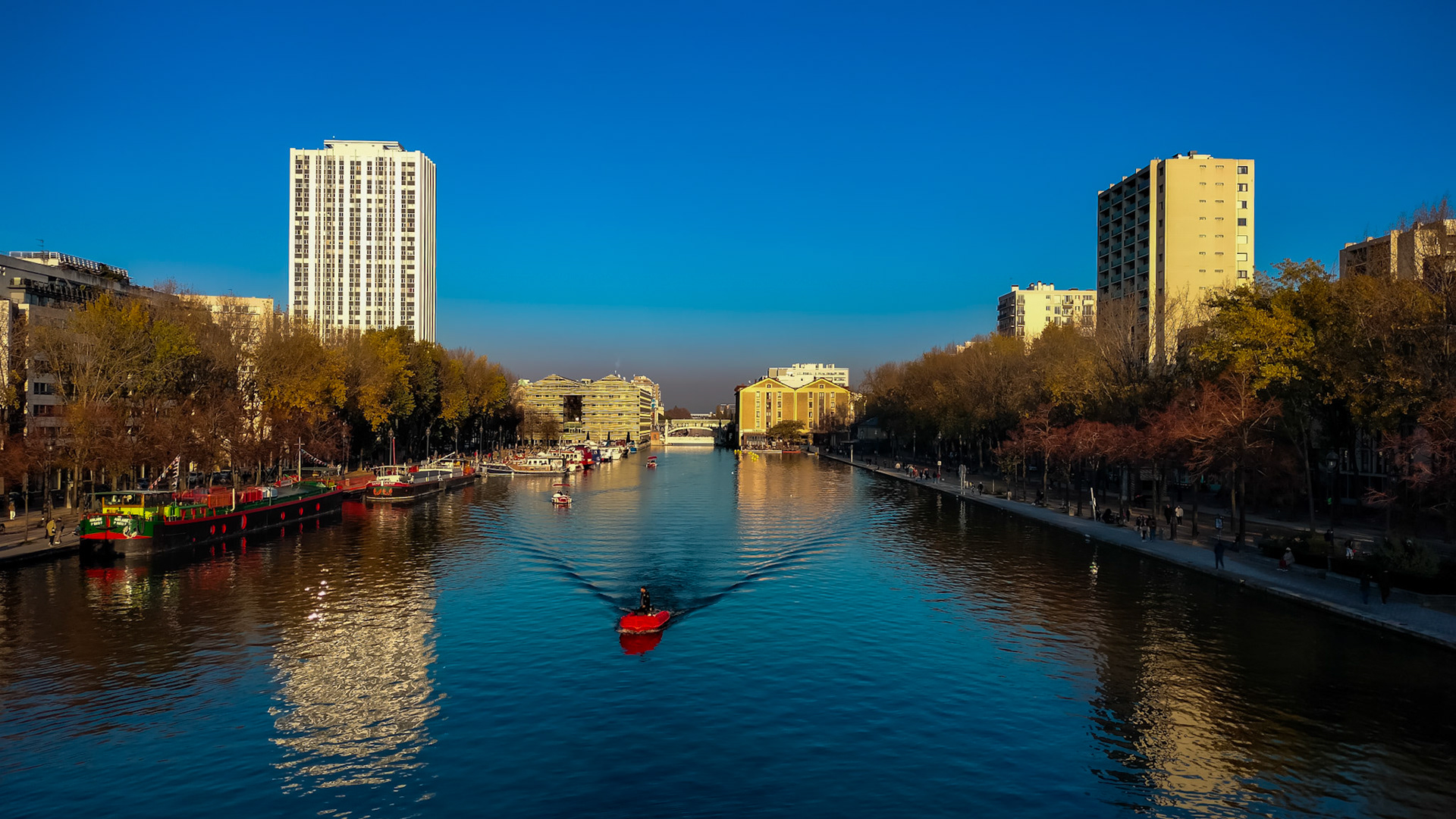 RIVIÈRE DE LA SEINE//FRANCE