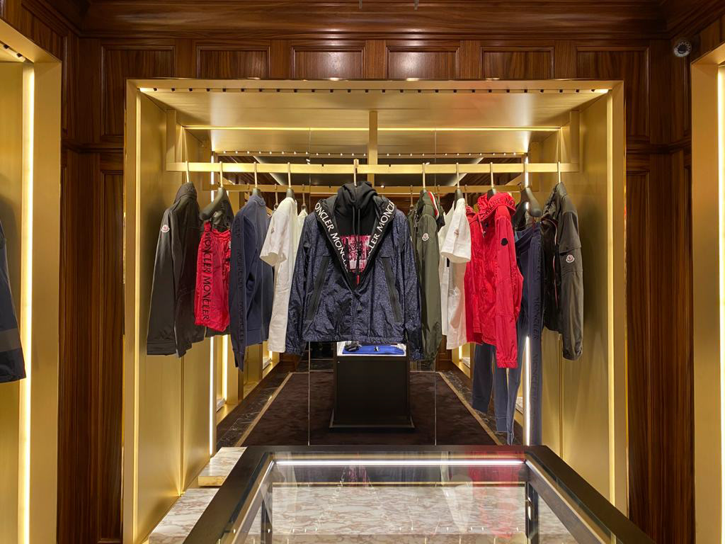 MONCLER MAIN SS MENSWEAR - SLOANE ST, LONDON UK