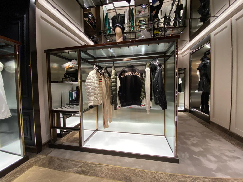 MONCLER HARRODS' MENSWEAR SIS RELOCATION - LONDON, UK