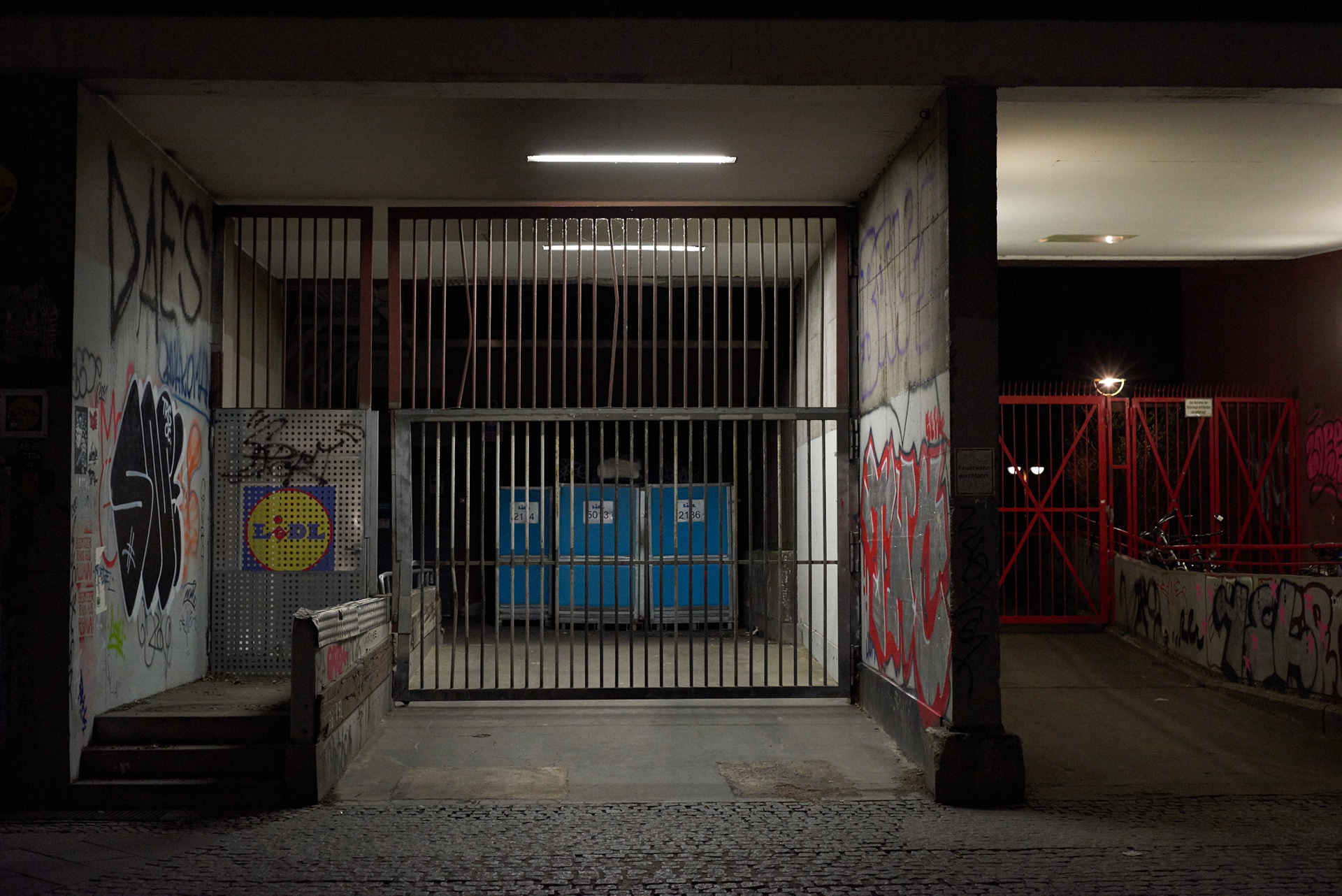 04:05:28