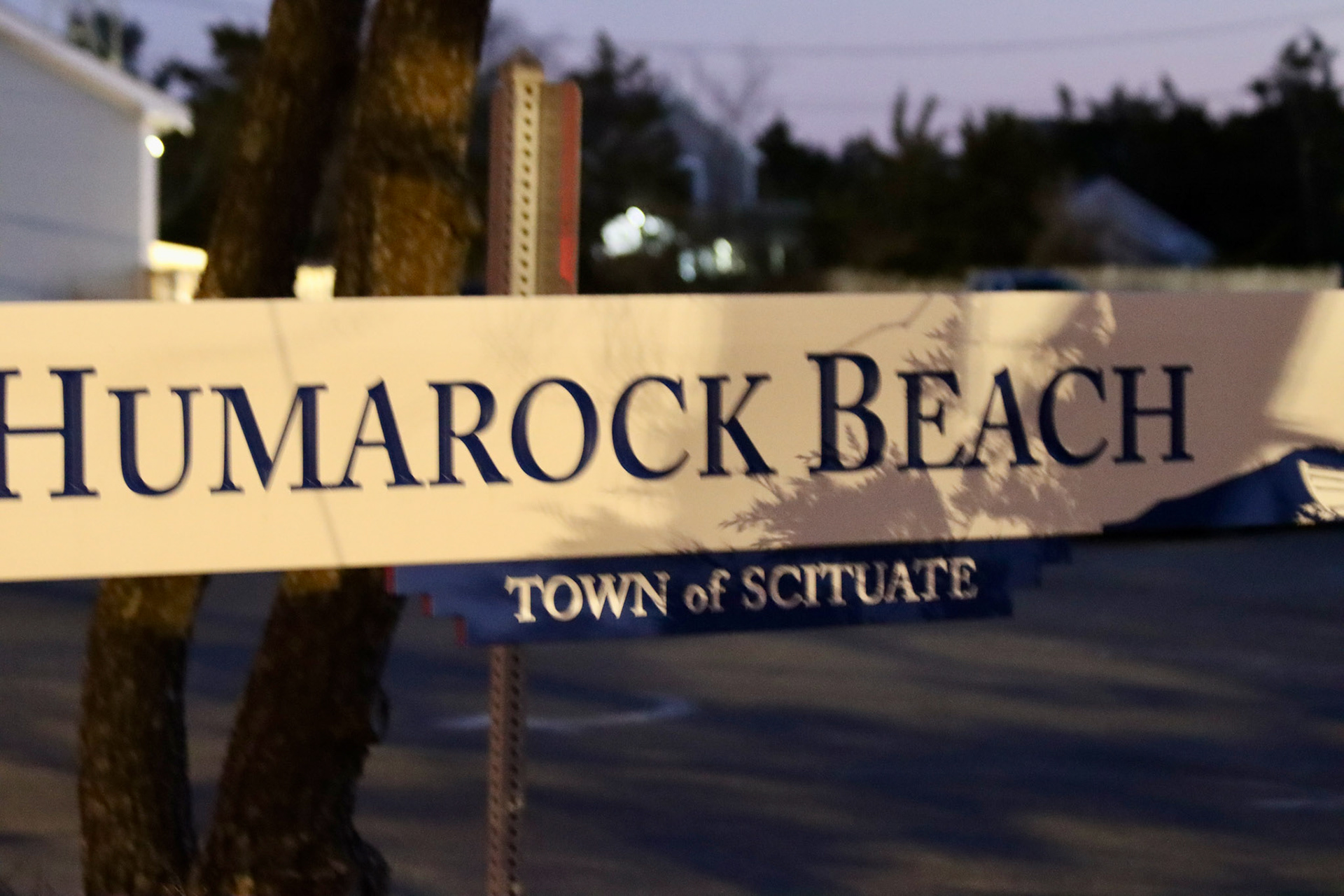 Humarock lot sign