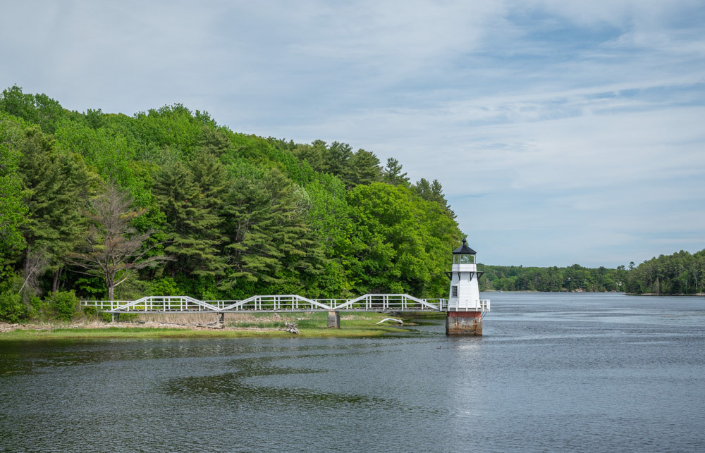 Doubling Point Lighthouse