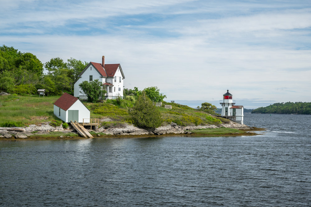 Squirrel Point Light