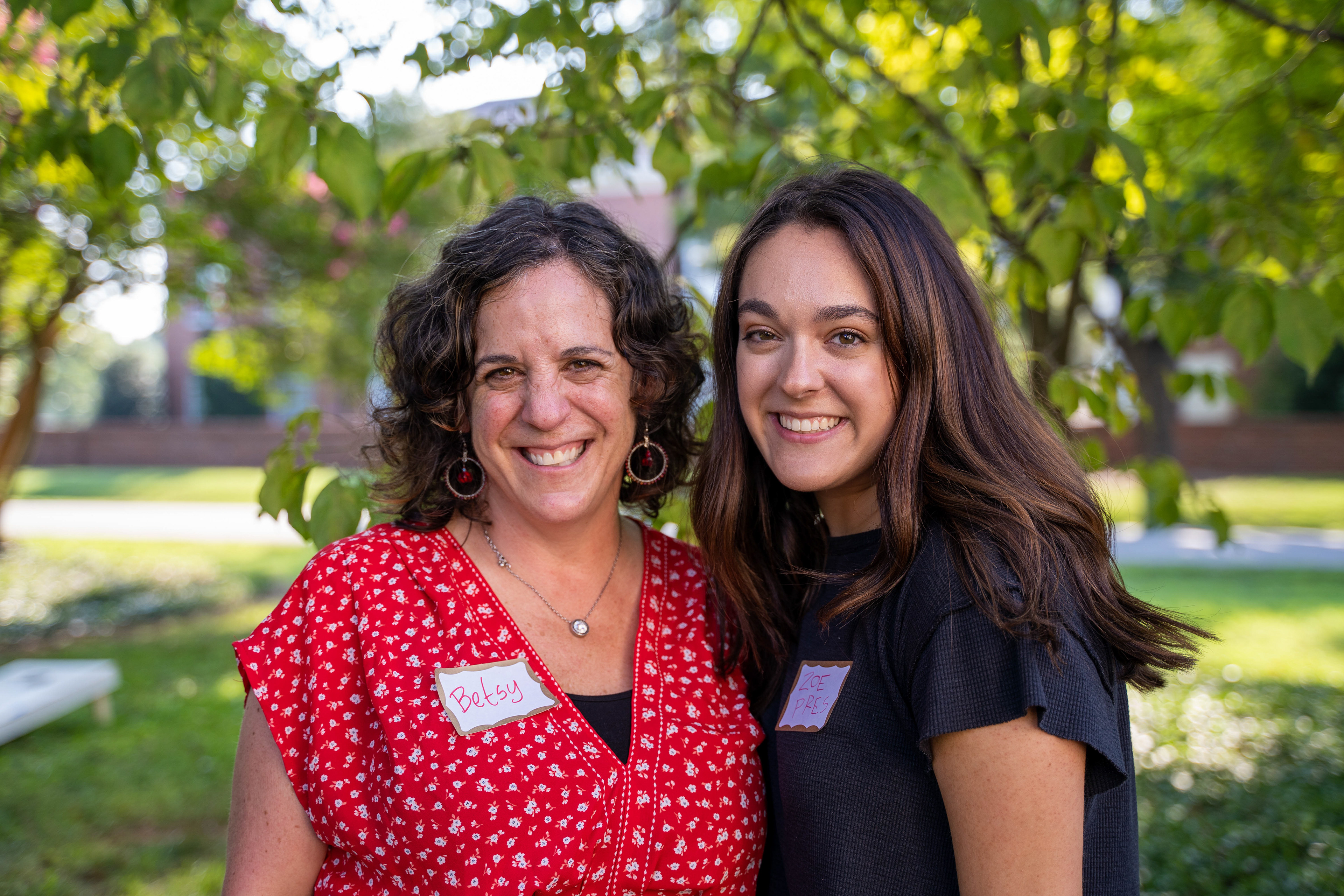 Photo of students at Elon University Hillel