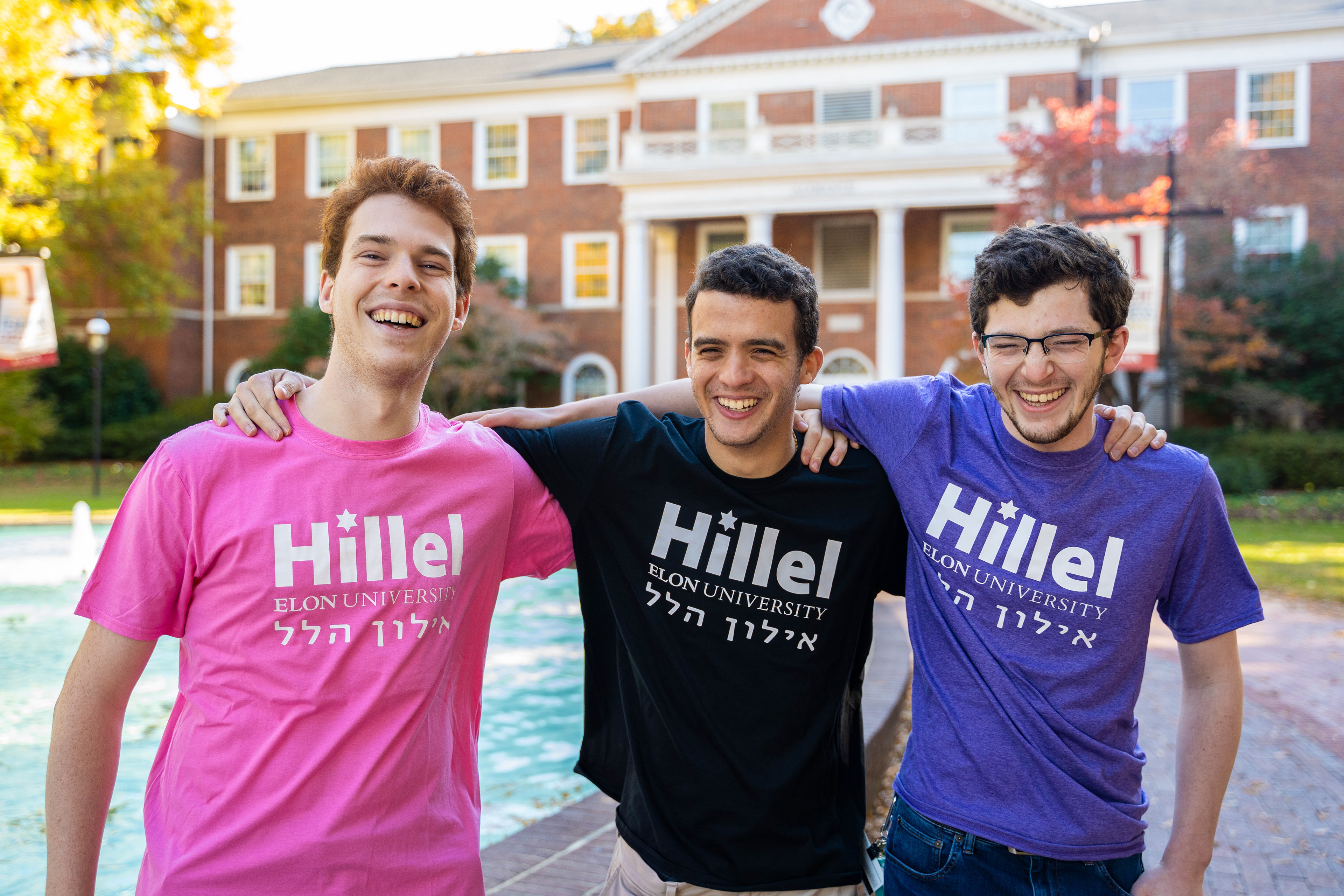Photo of students at Elon University Hillel