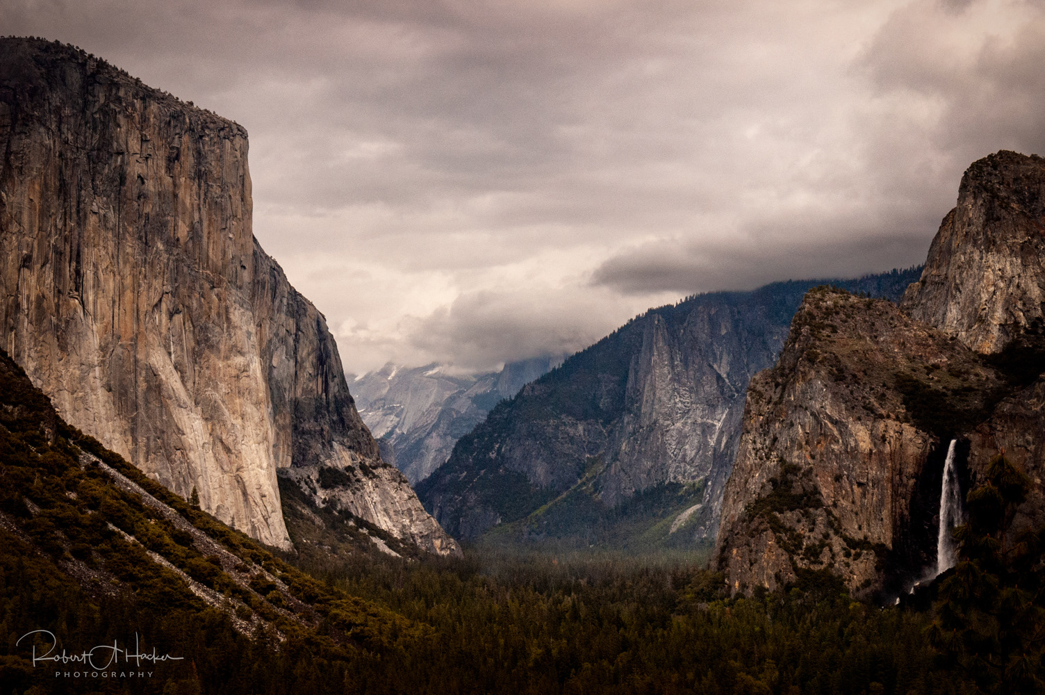 Yosemite Valley from Tunnel View