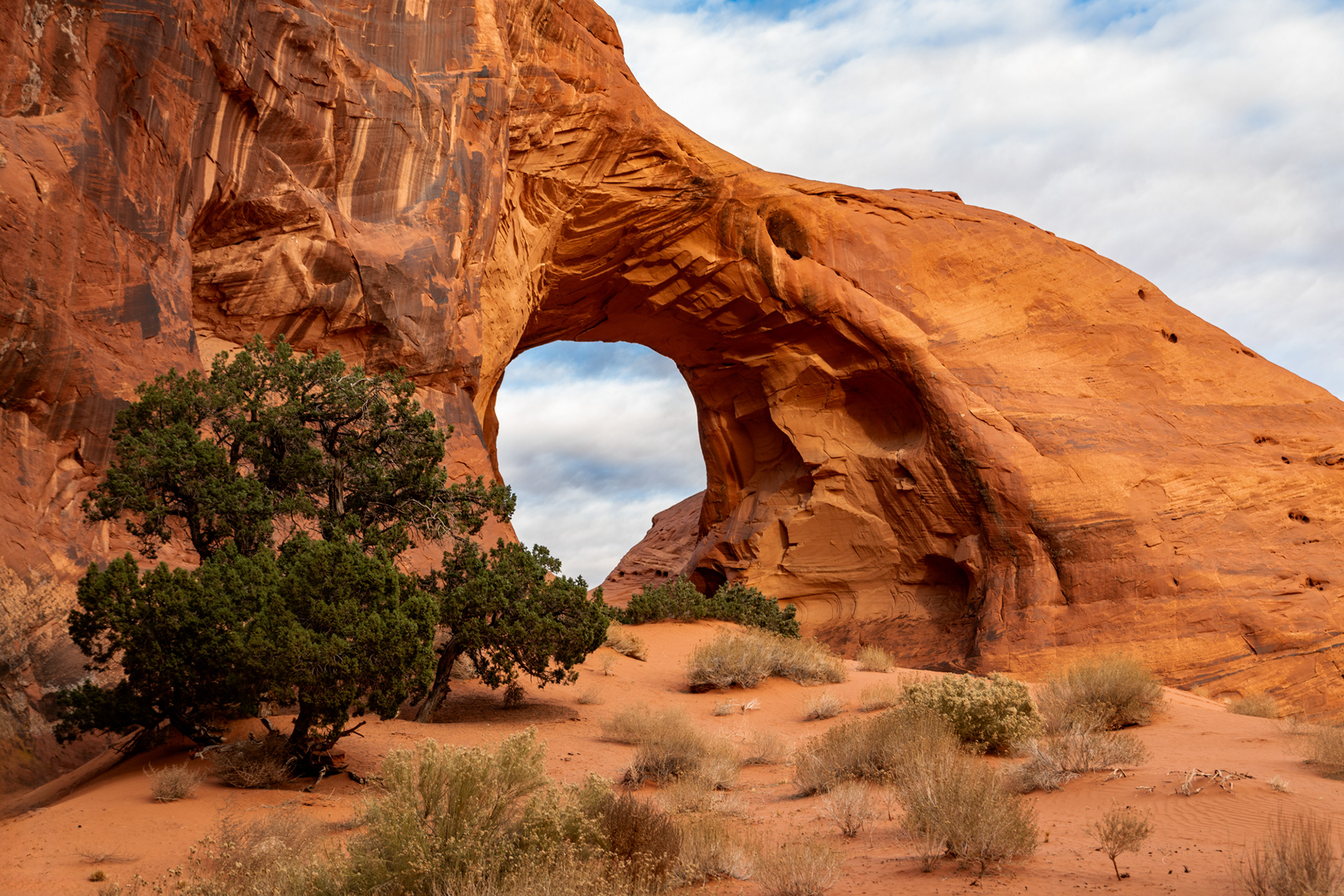 Ear of the Wind Arch, Monument Valley Navajo Tribal Park