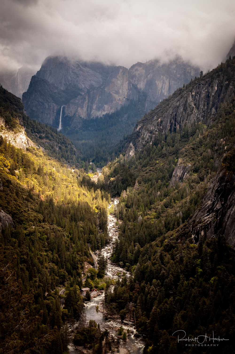 Yosemite Valley from Big Oak Road