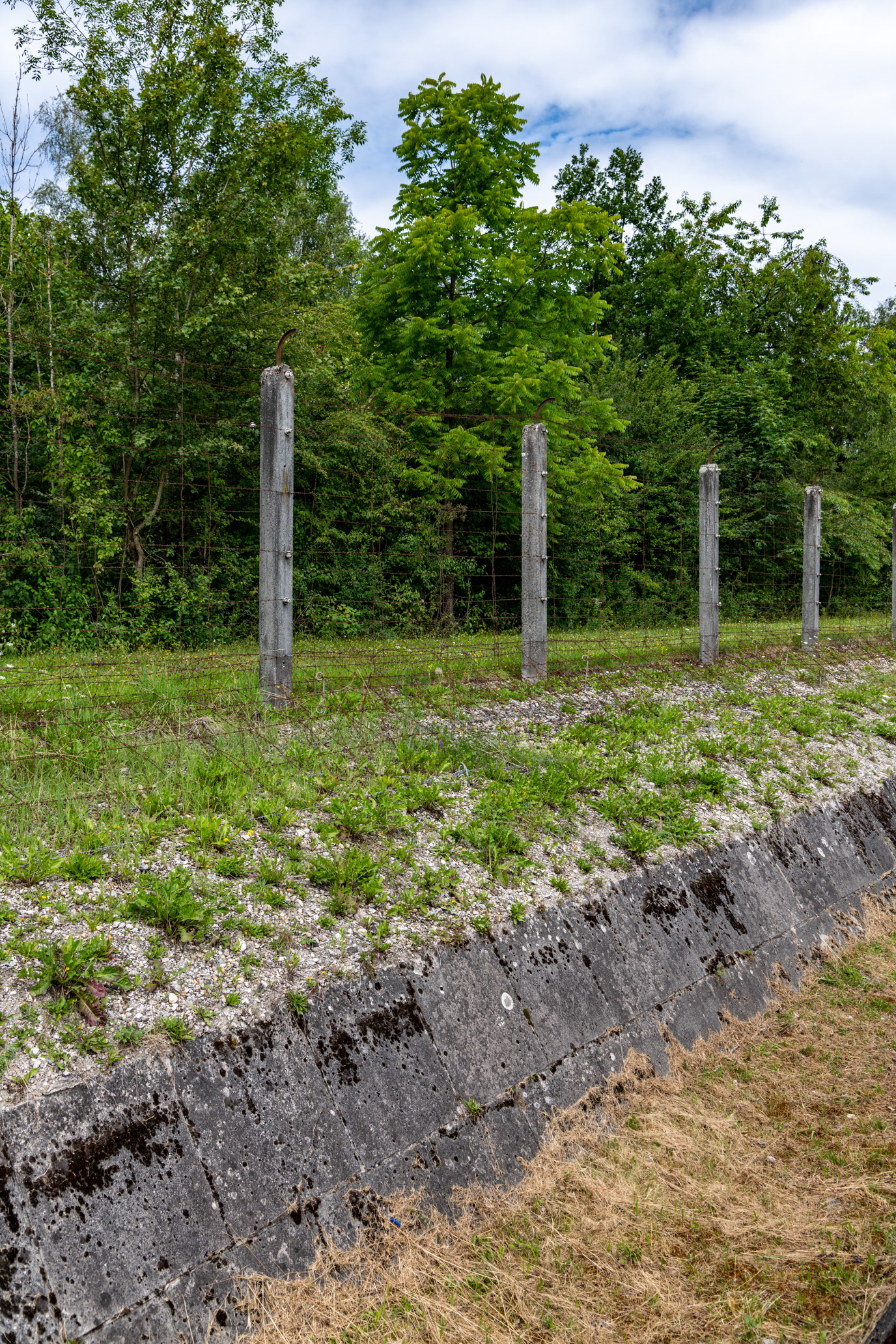 Perimeter trench