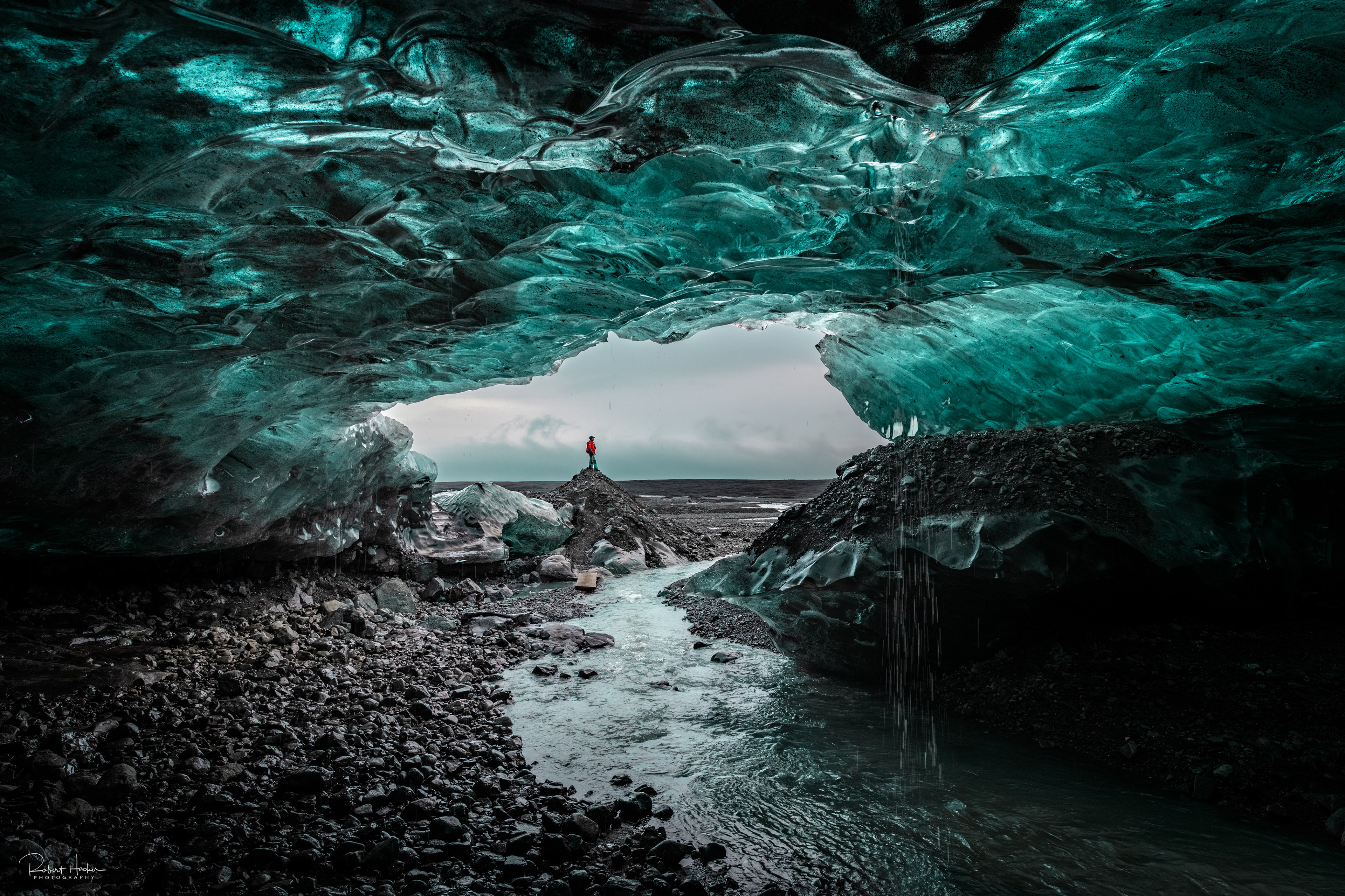 Sapphire Ice Cave interior