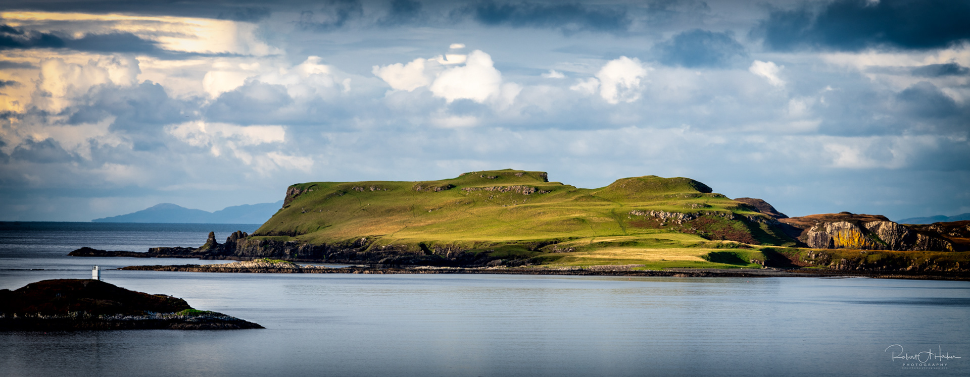 Overlook along the road to Uig at the southeast end of Loch Harport, Isle of Skye