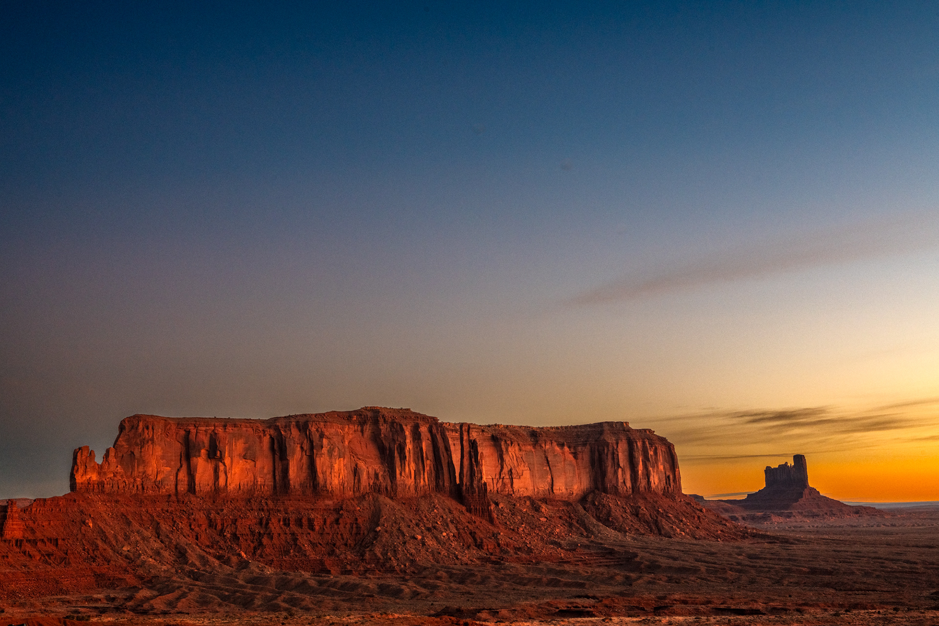 Sunrise on the Valley Rim, Monument Valley Navajo Tribal Park