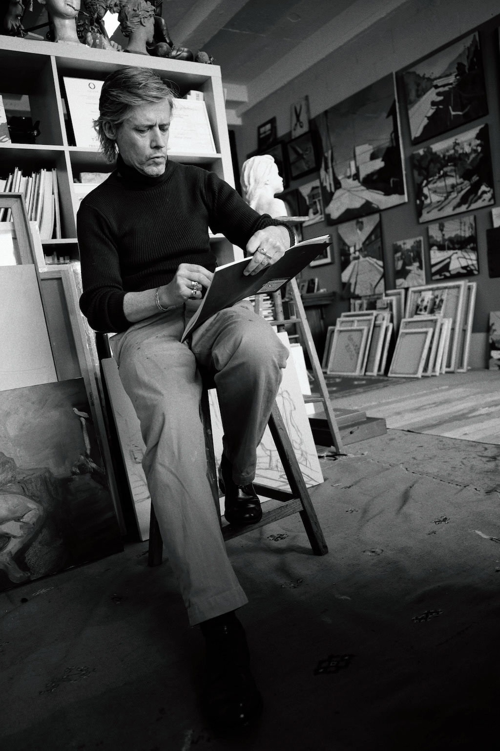Thierry Lefort à l'oeuvre dans son atelier de Saint-Ouen