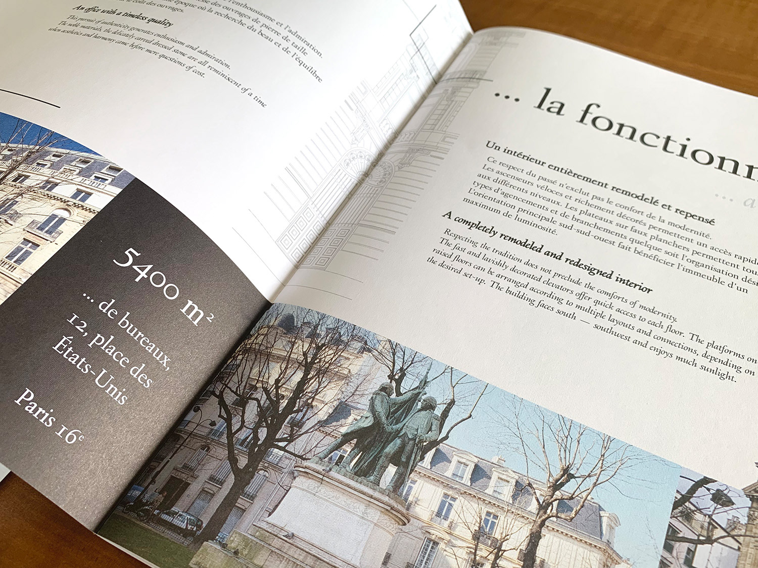 Papier création quadri. Format 335 x 280 fermé.  20 pages + 4 gardes + 4 couve.  Deux piques métal