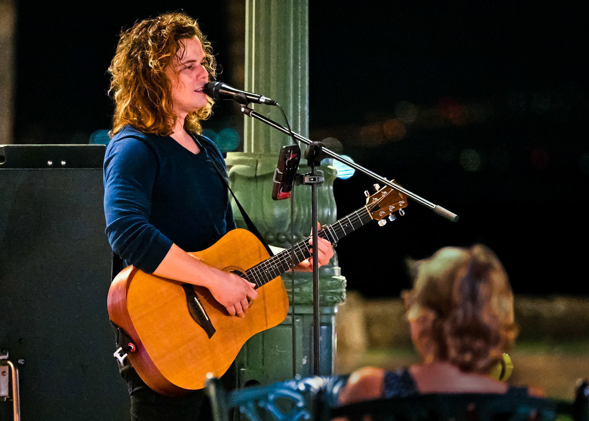 Brian Webb Performing in Waikiki, Hawaii