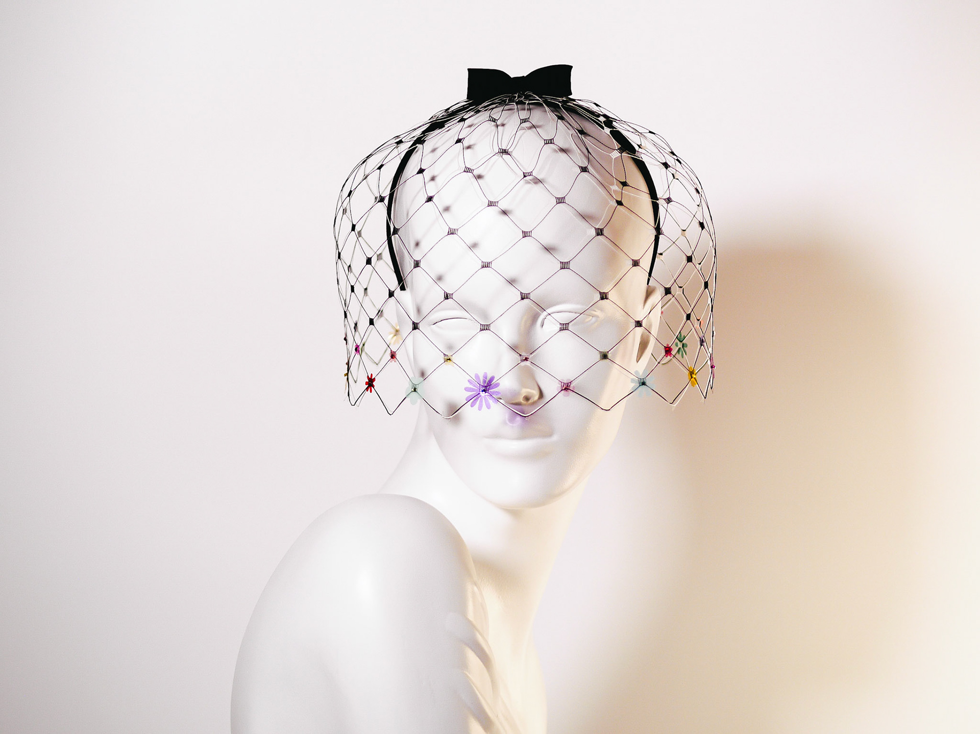 DAISY CHAIN • veil