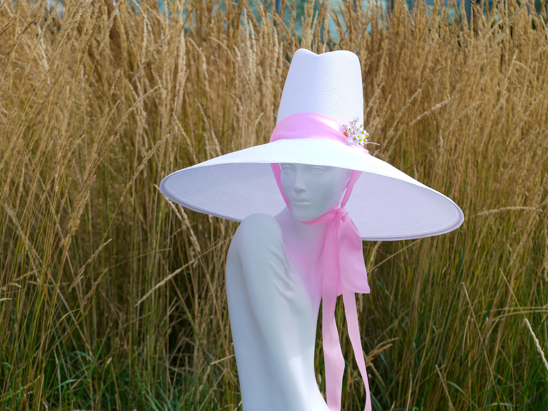 VERSE • stitched braid statement hat