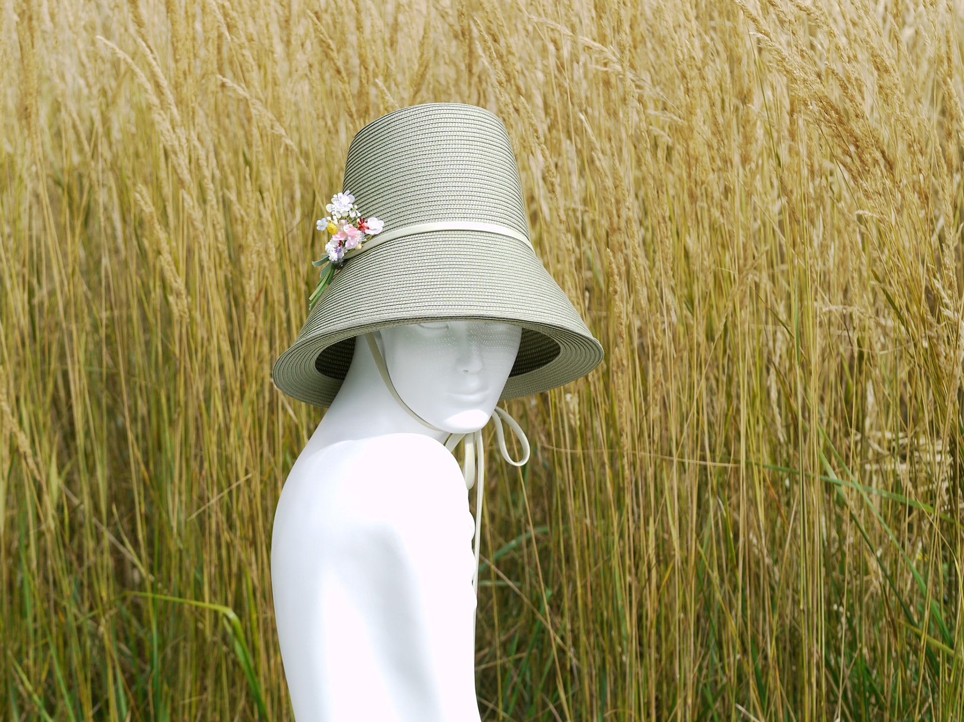 HELLEBORE • stitched braid mushroom