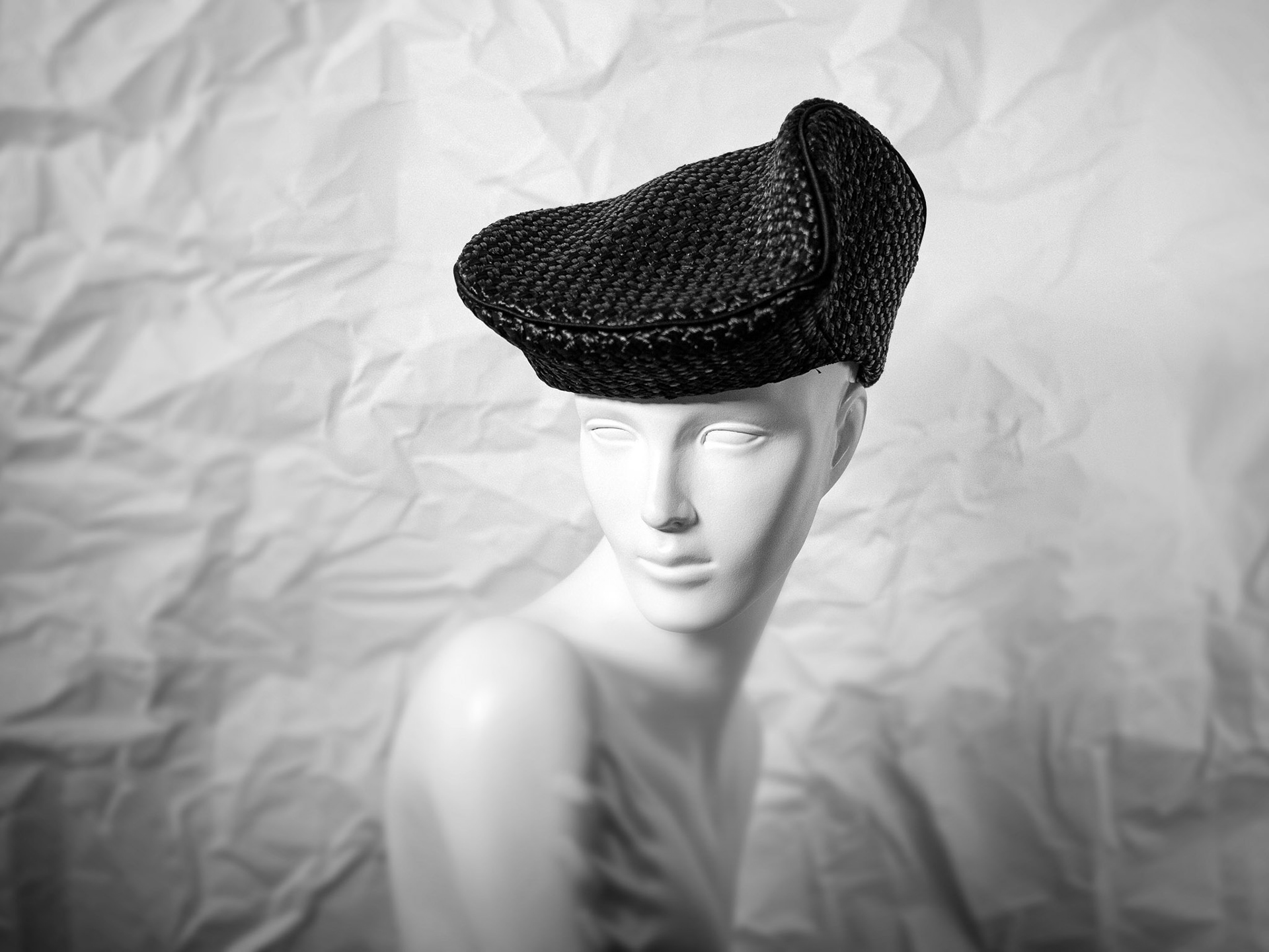 ZARIA • scupltural beret