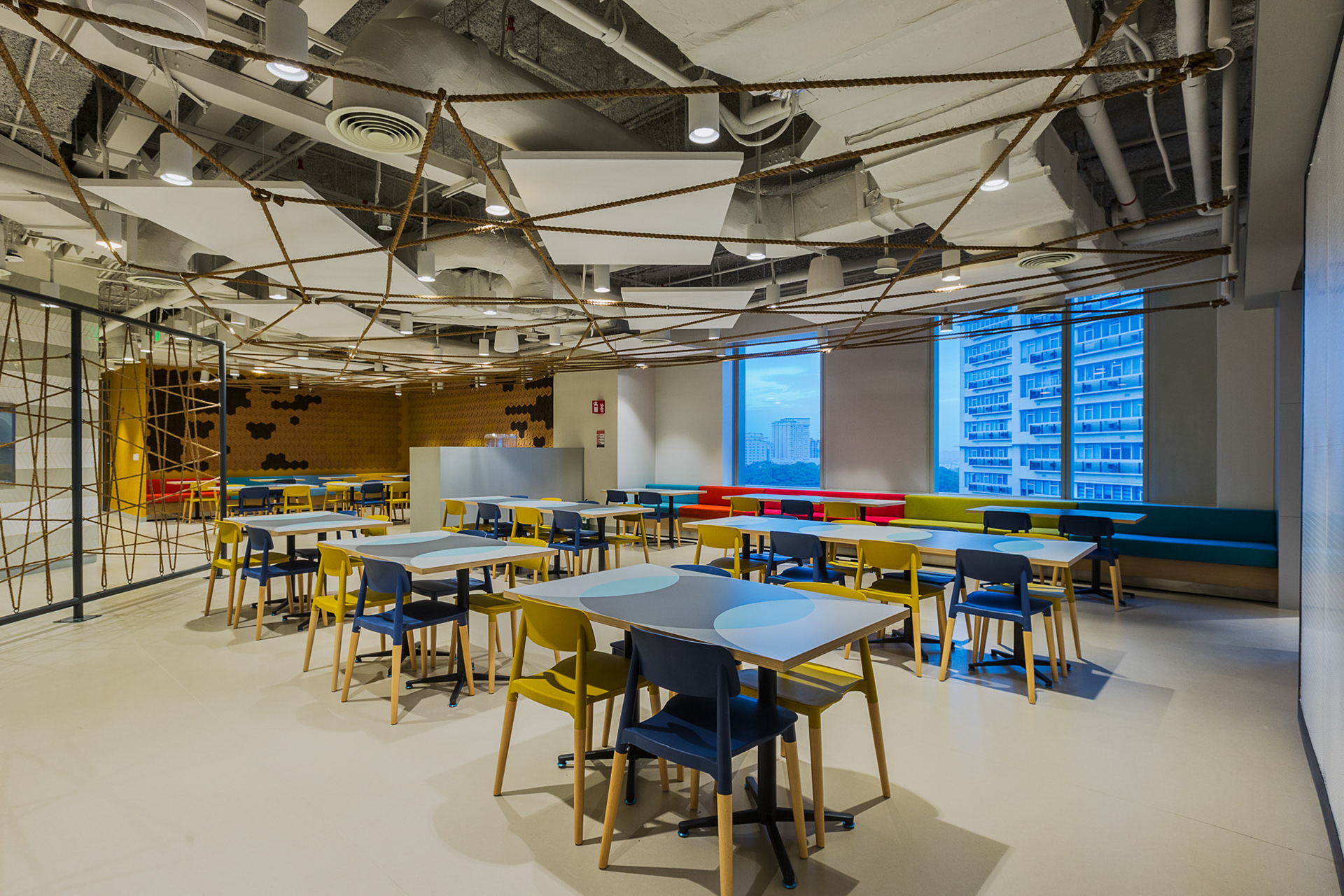 Cafeteria B