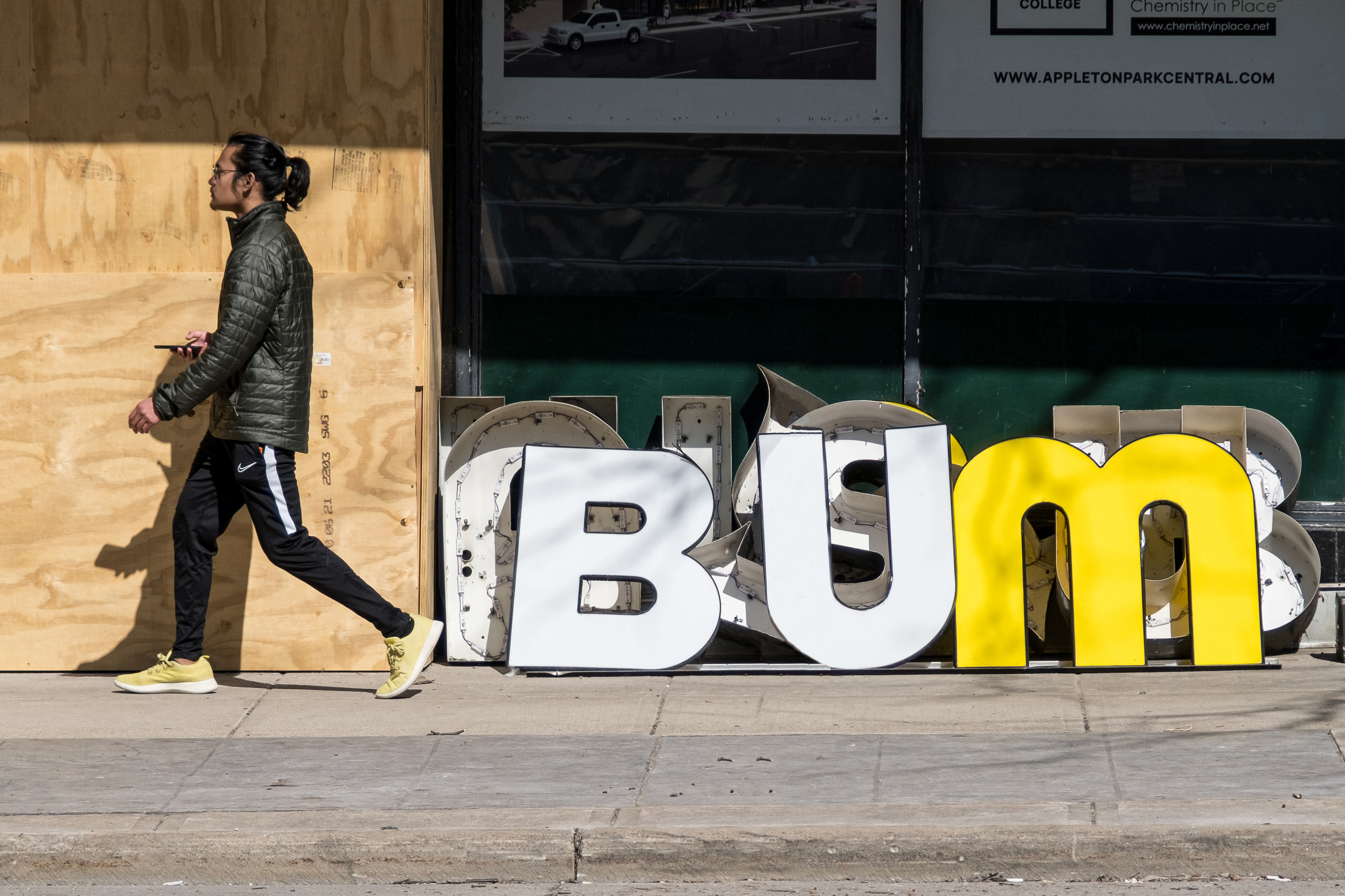 Bum