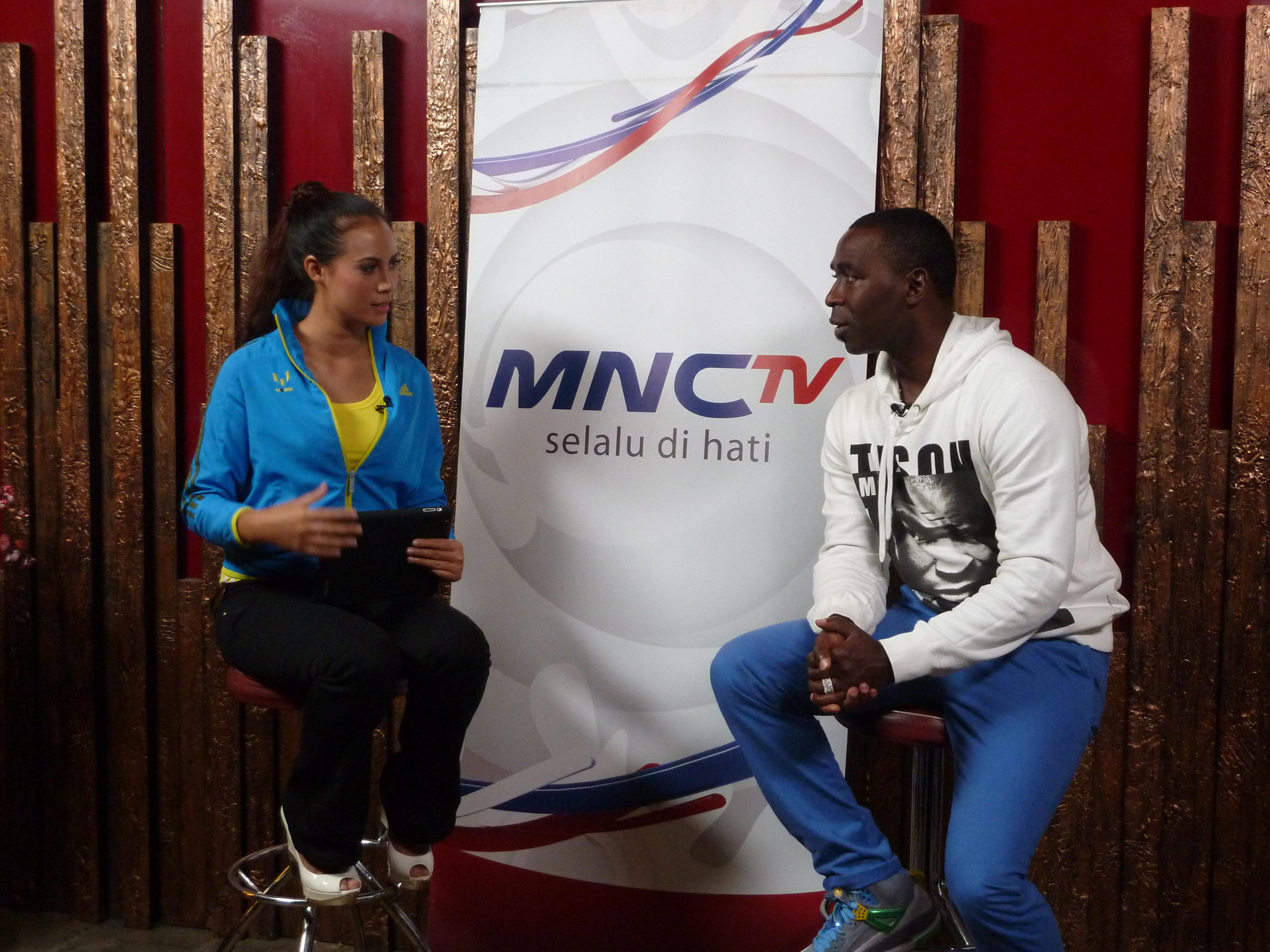 Fiona Callaghan interviewing Andy Cole