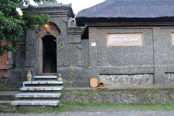 House and Art Shop