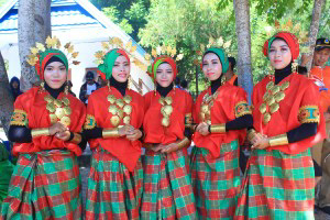 The Bodo Costume and danced the Singara Bulang.