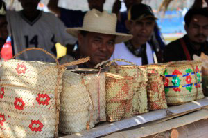 Handicraft Souvenirs and the Owner