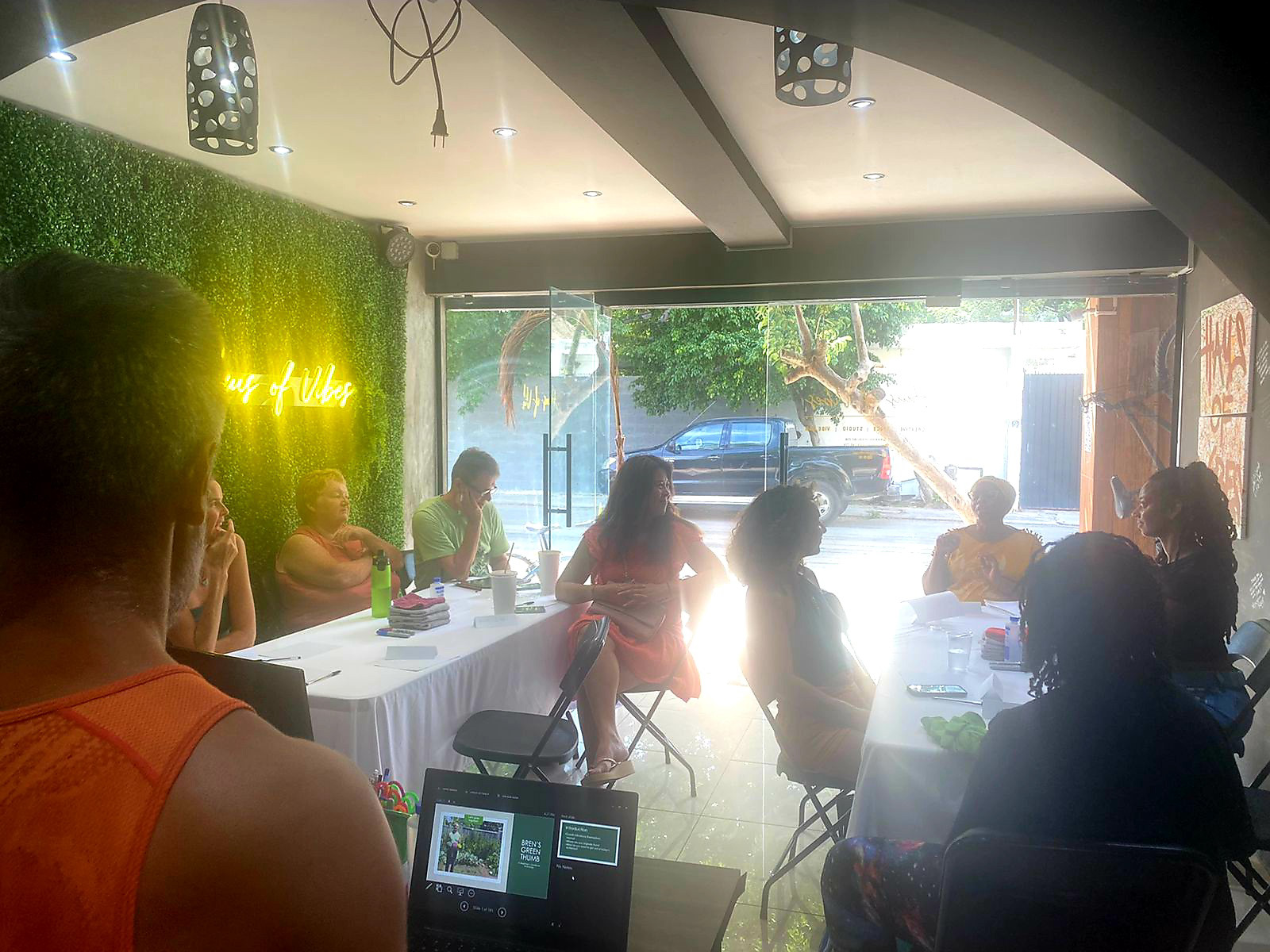 Class is in session. Glare much.