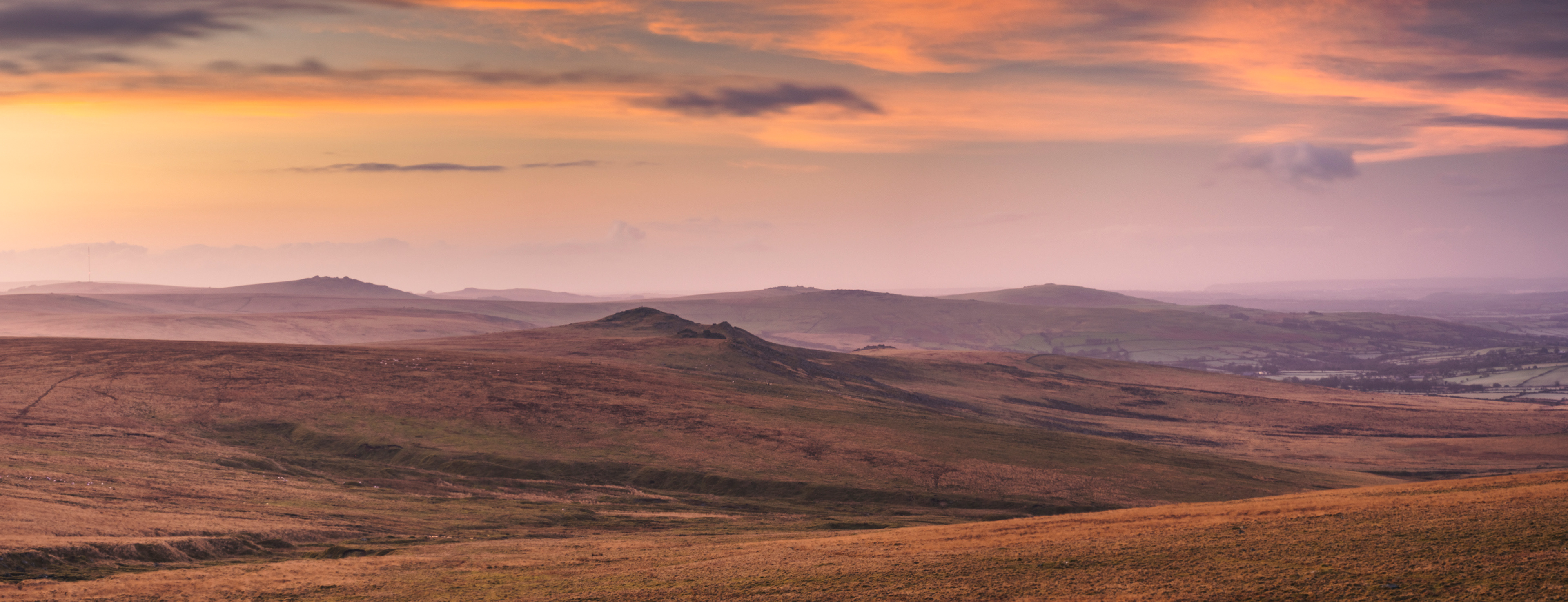 A view from Great Links Tor