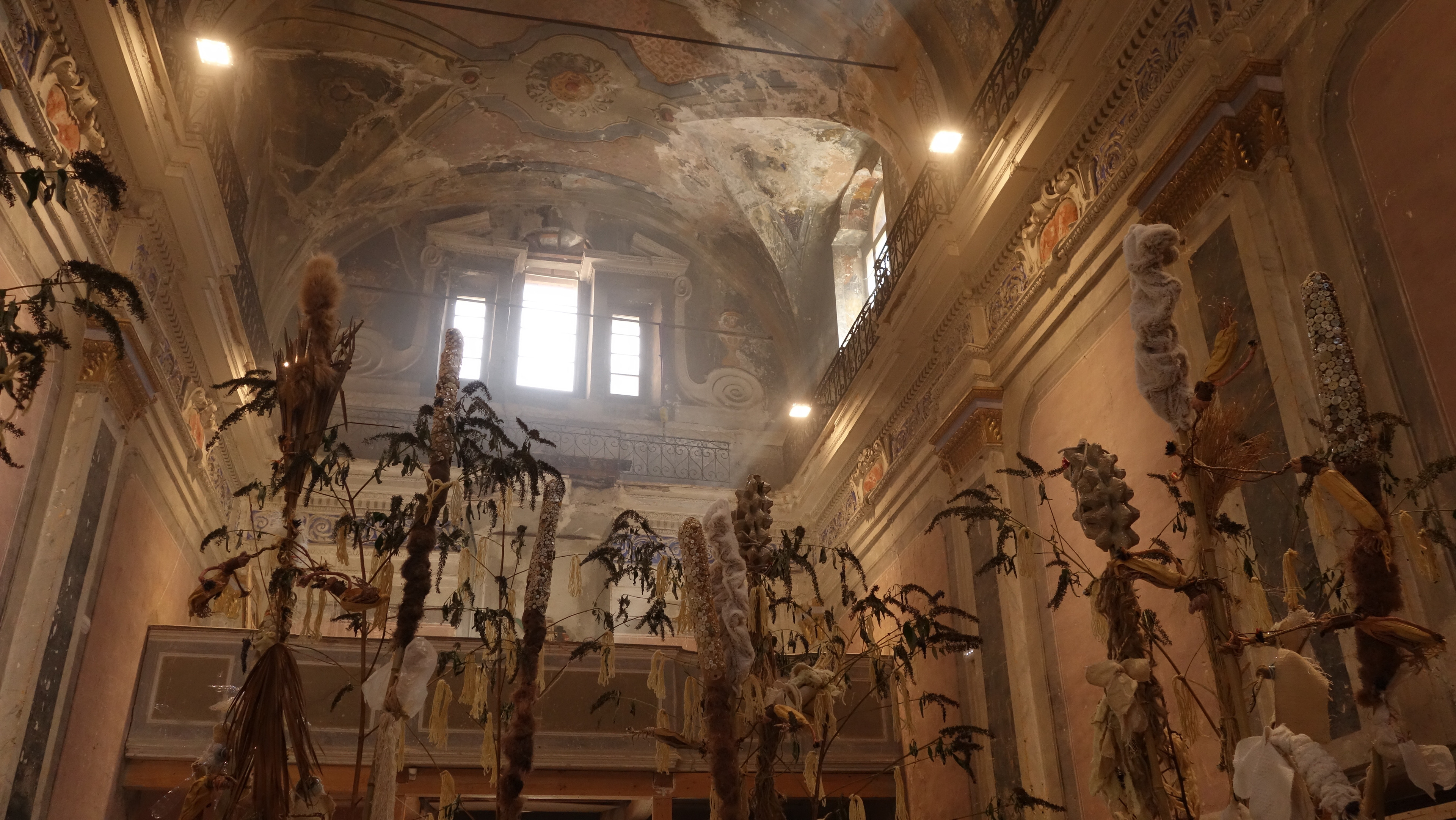 Vue de l’instalation dans la Chapelle de la Miséricorde à Breil Sur Roya en 2023