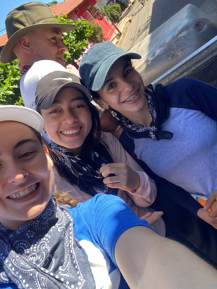 Reuniting with my friends from Nicaragua! Ana (who is also hosting me!) and Karina. They are both interpreters for our group.