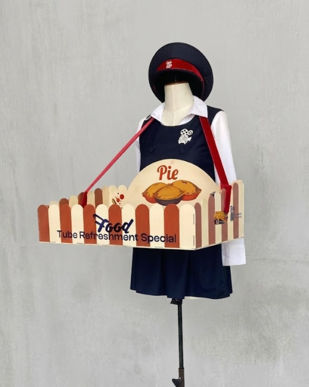 Outfit with usherette tray