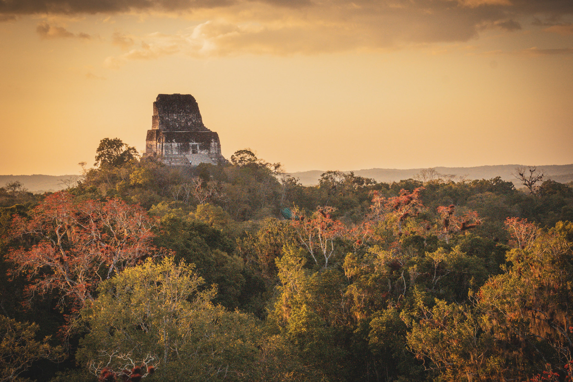 Sunset in Tikal