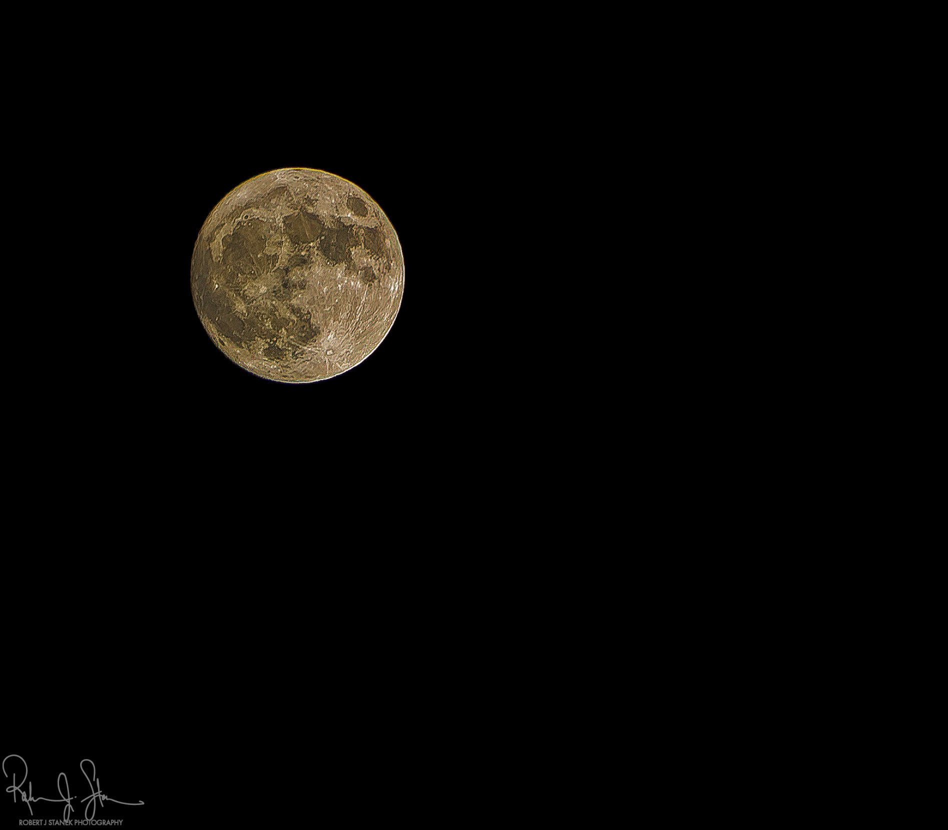 Moon 11-2016 Sony A7ii 24-240mm.tif