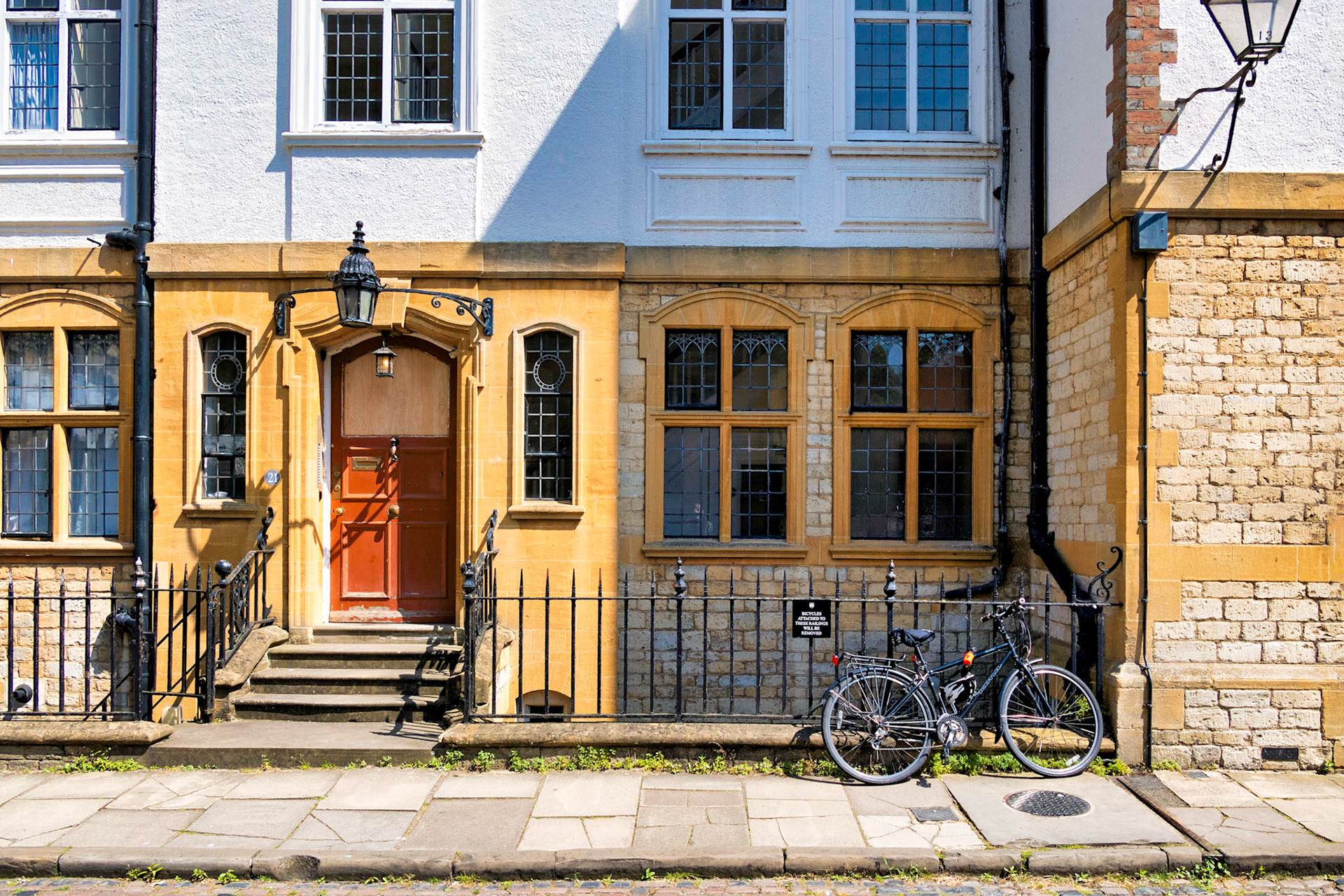 House next to Hotel, Oxford