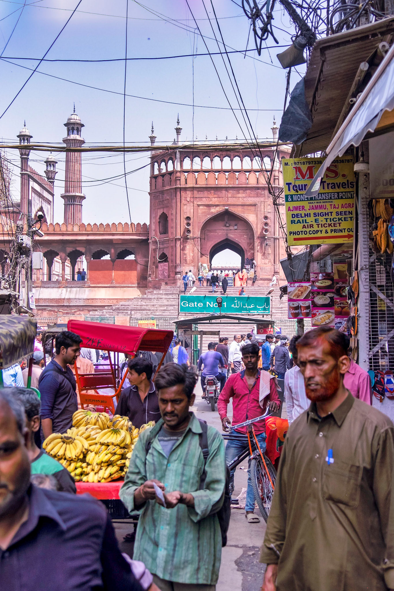 Street scene, Jama Mosque in background