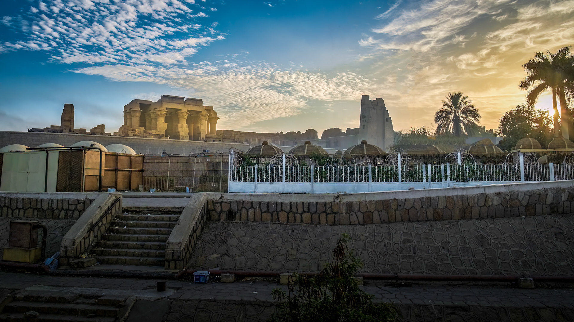 Dawn, Dock at Kom Ombo