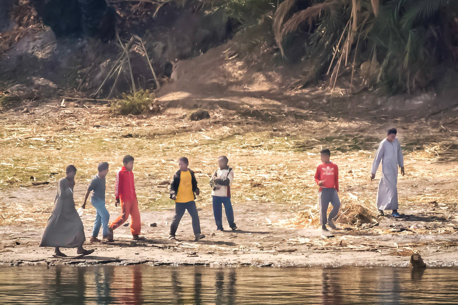 Scene from ship on way to Edfu
