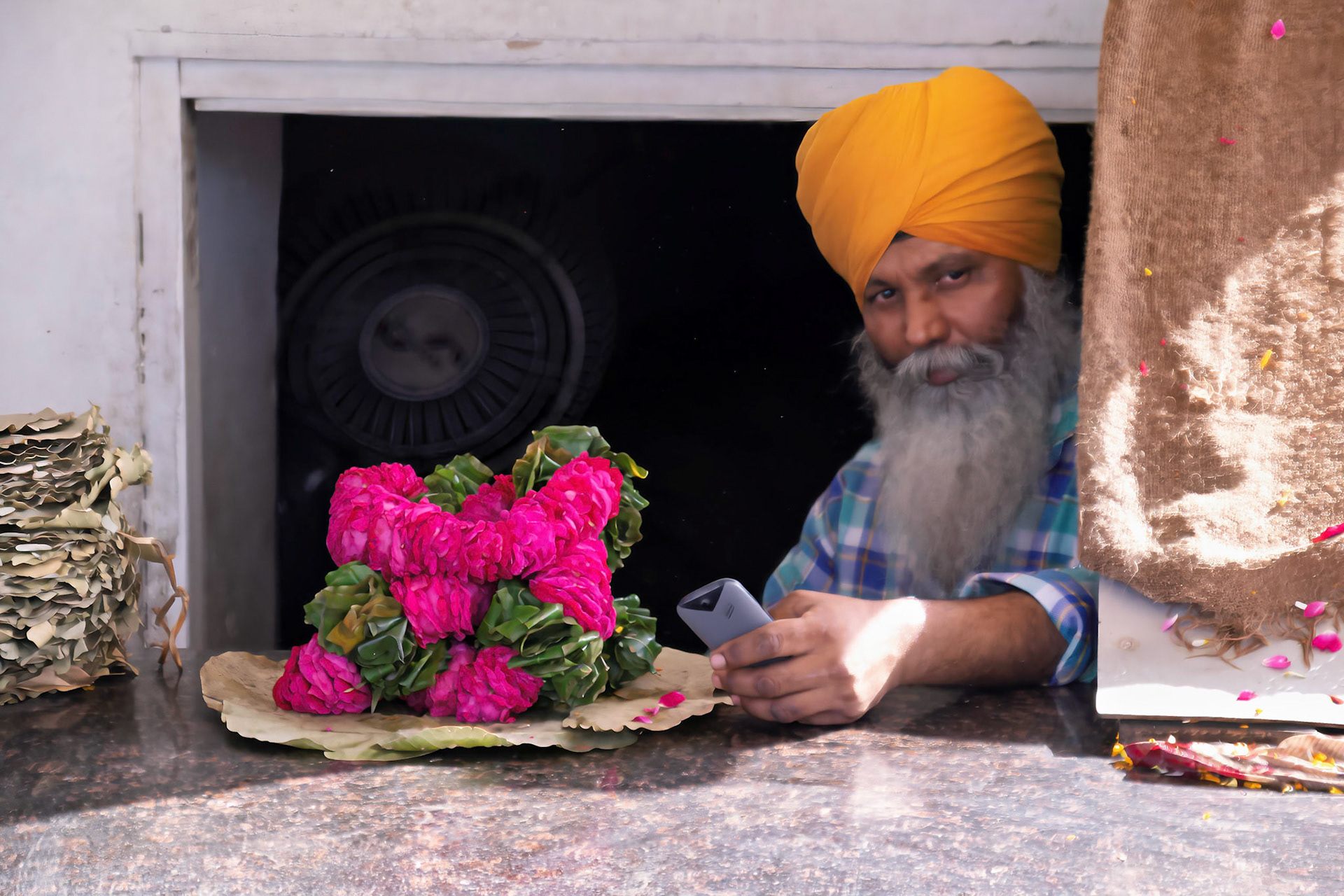 Scene in ourtyard of Sikh temple