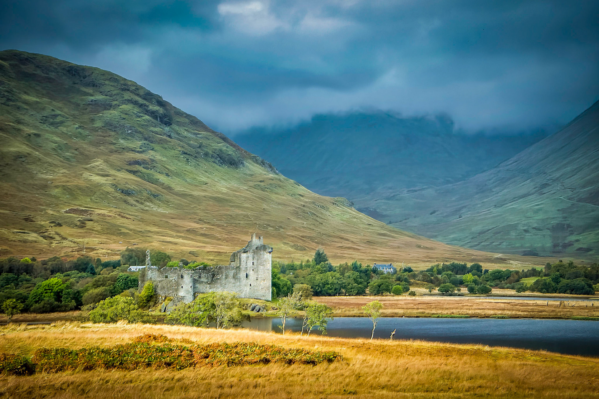 Near Inverary, scotland 2014