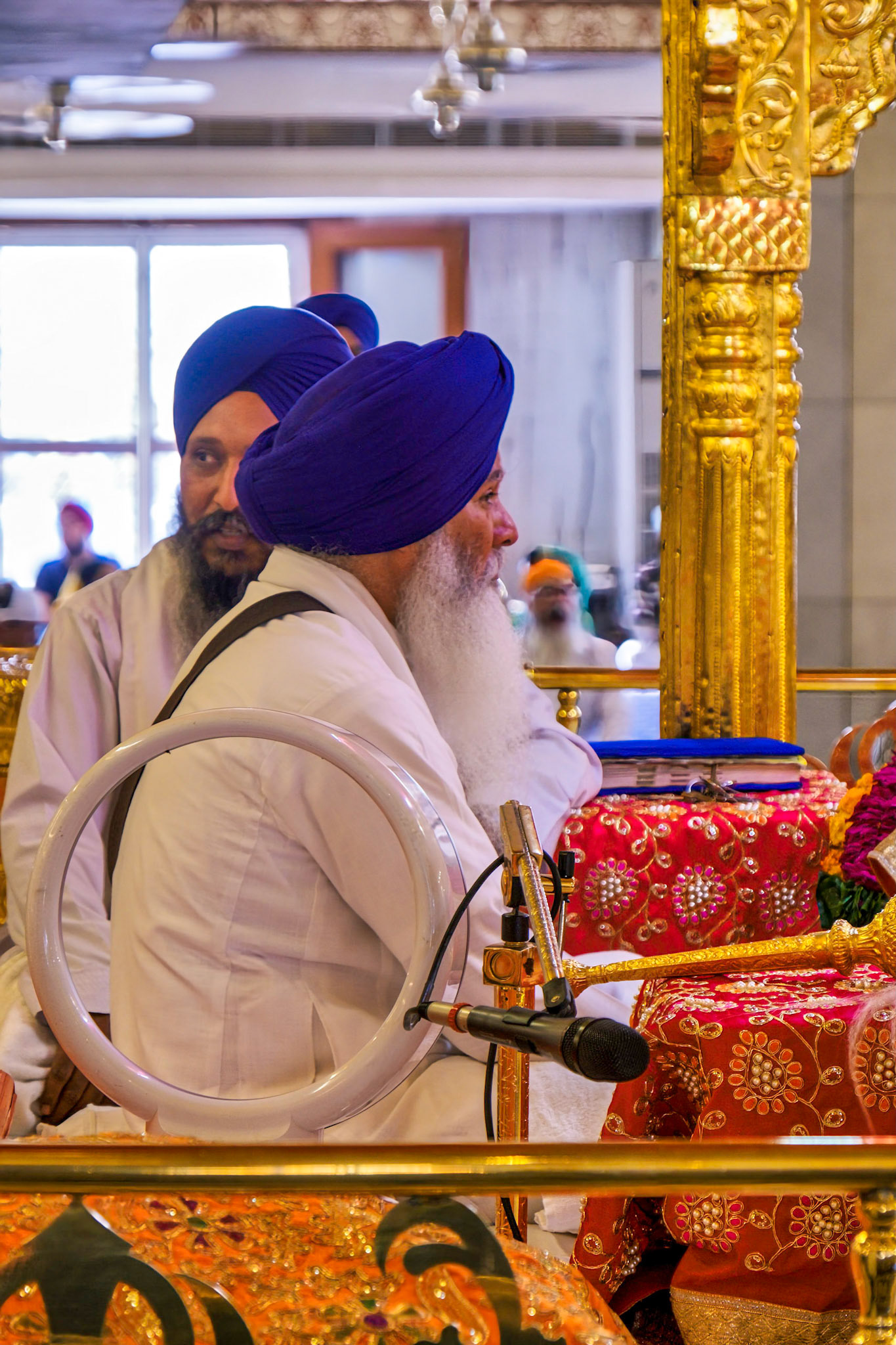 Religious leader in Sikh temple