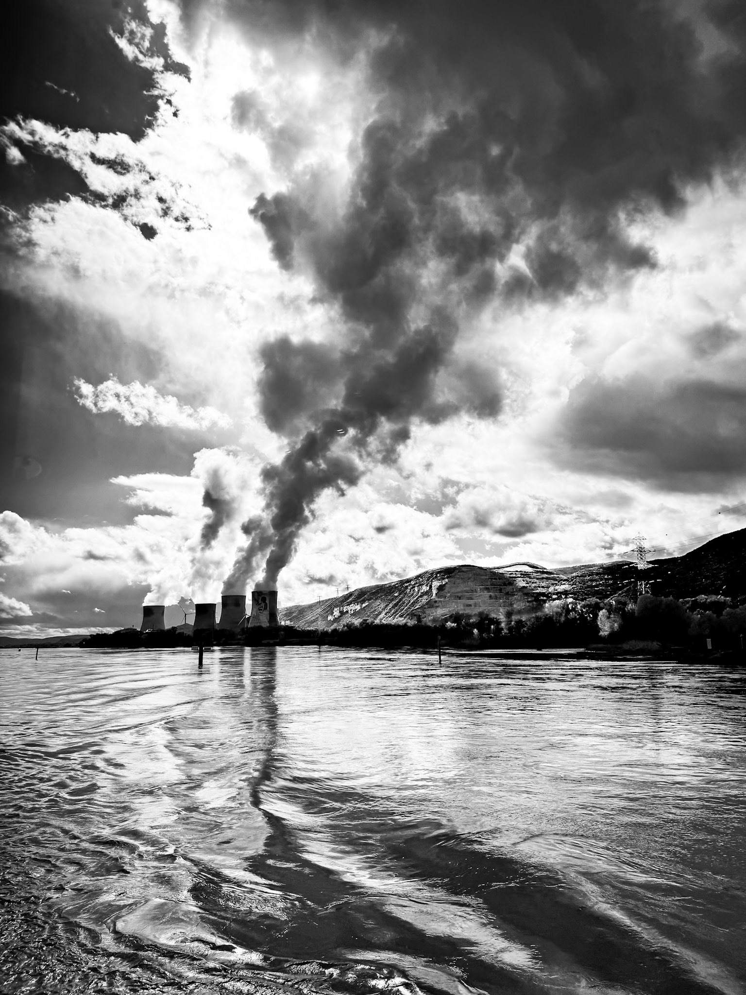 Atomic power plant, on Rhone, north of Viviers