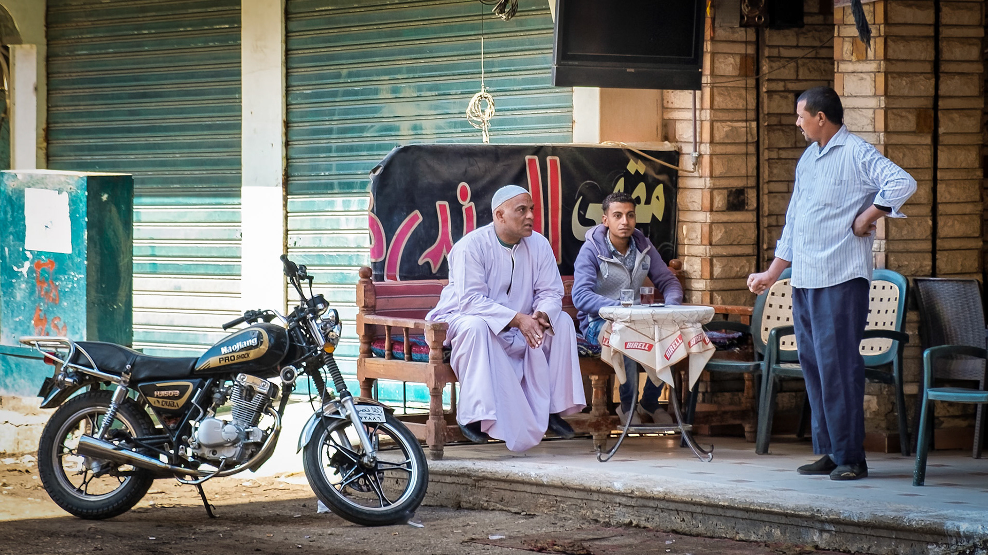 Street scene, Luxor