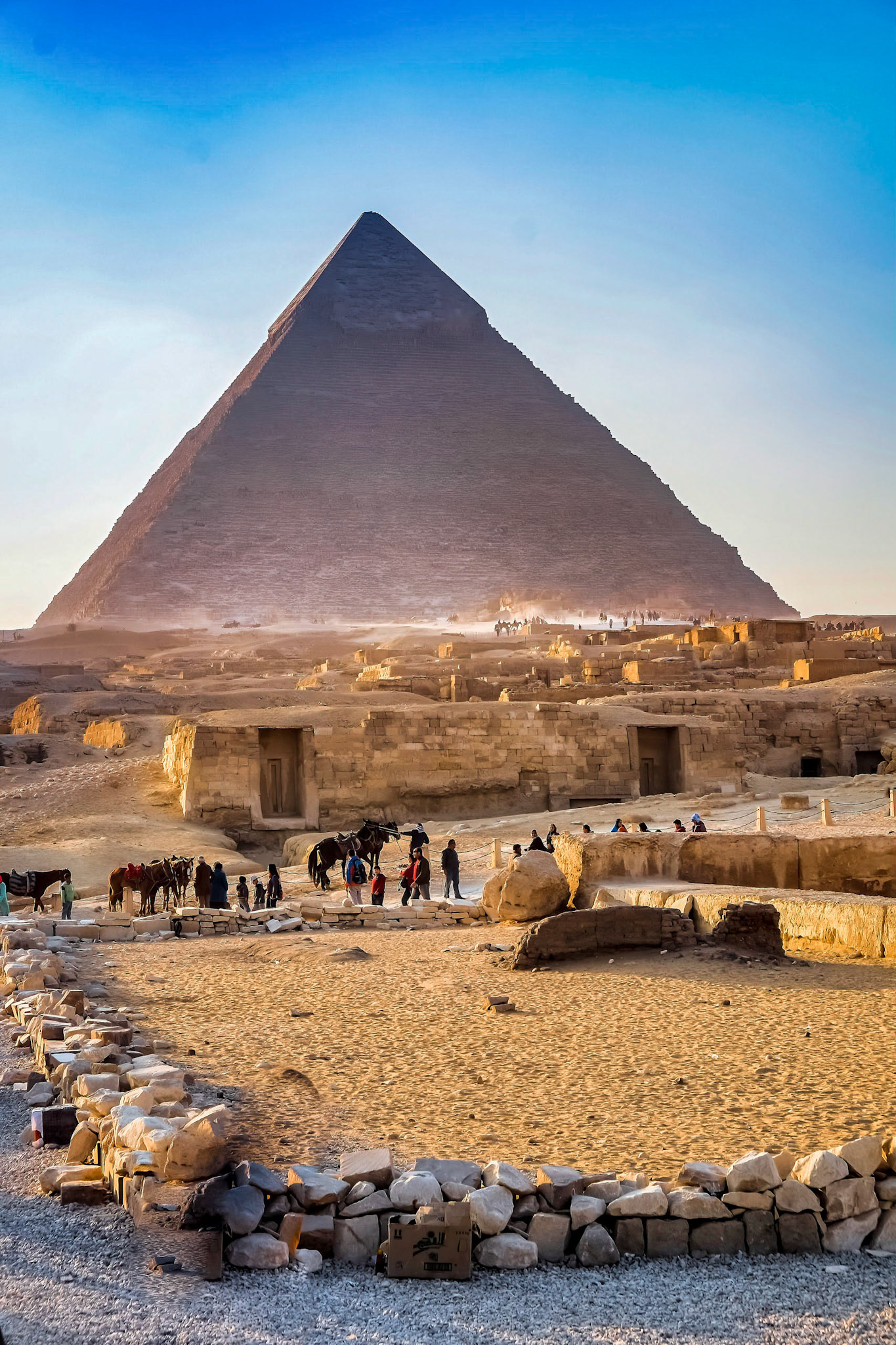 Pyramid of Khufu