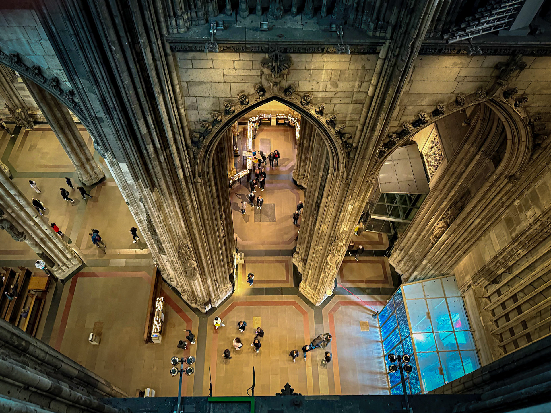 Nave, Cologne Cathedral