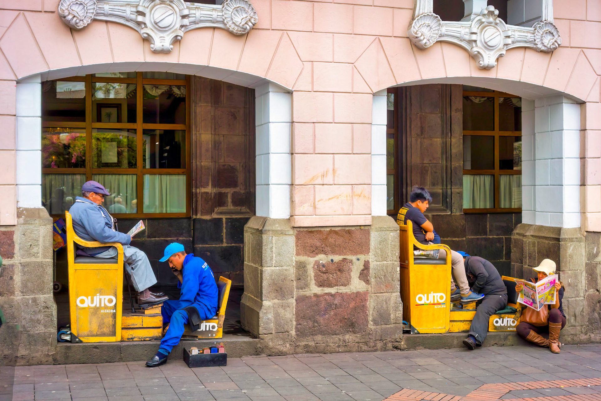 Opposite side of plaza from previous picture, Quito 2017